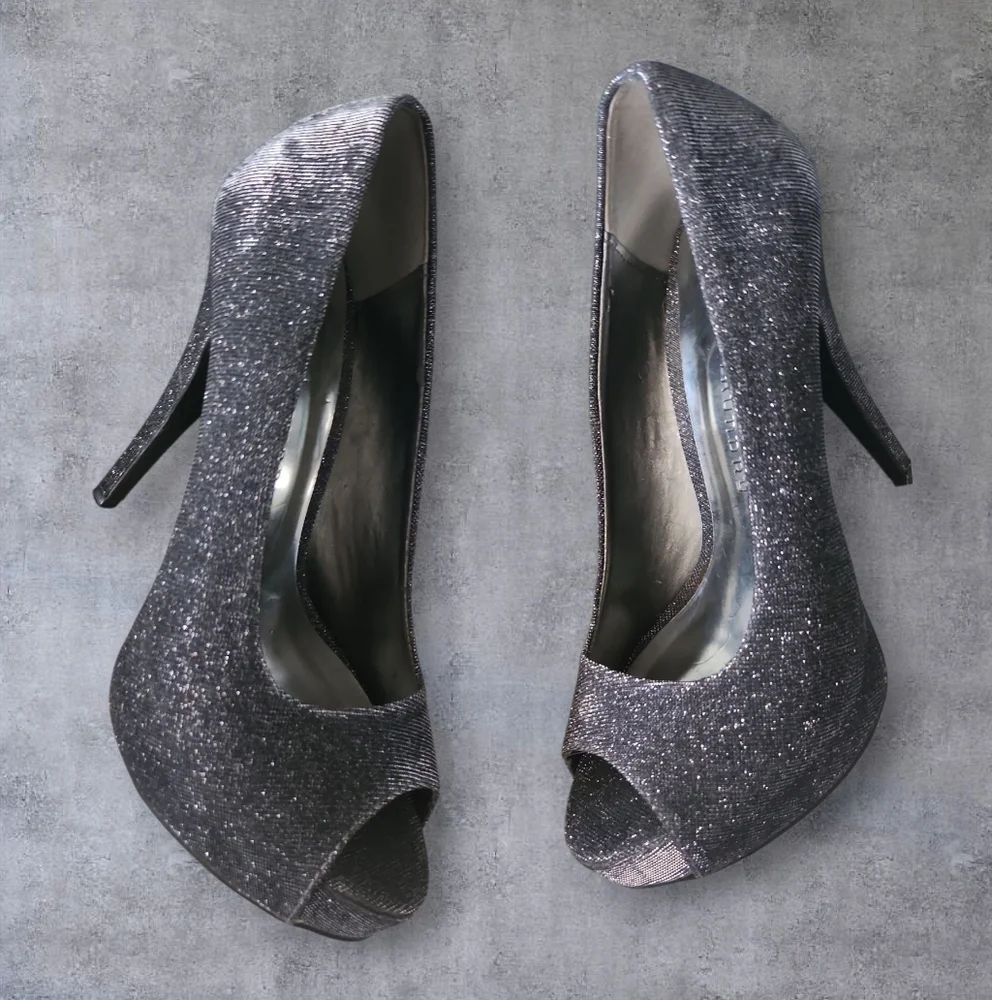 Chinese Laundry Silver Glitter Peep-Toe Heels - Picture 2 of 5